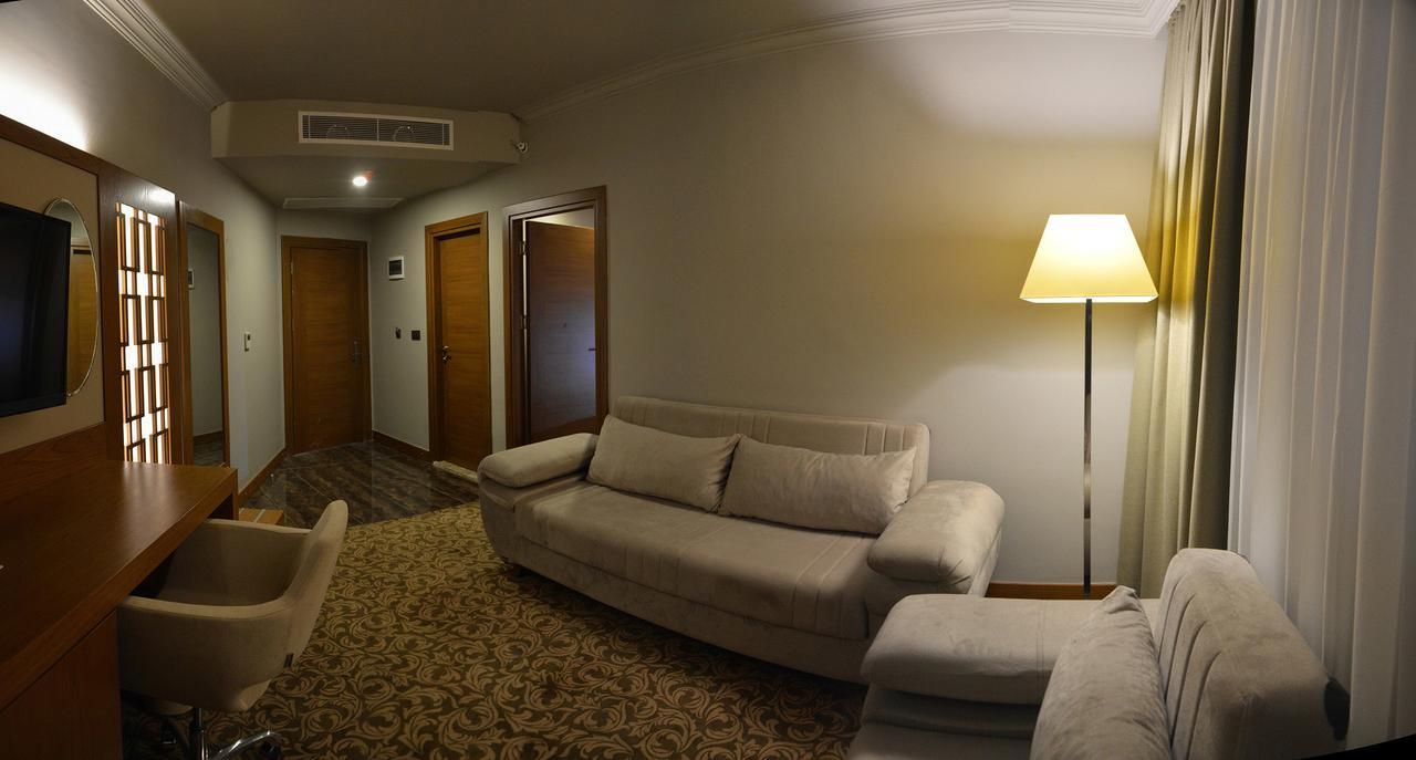 Yilmazoglu Park Hotel Gaziantep Esterno foto